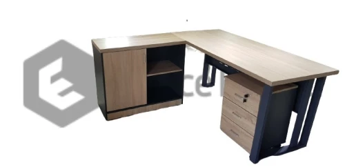 Bureau avec retoure 140 pietment metalique