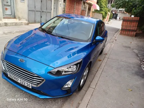 Ford Focus 5 portes 2022 Titanium