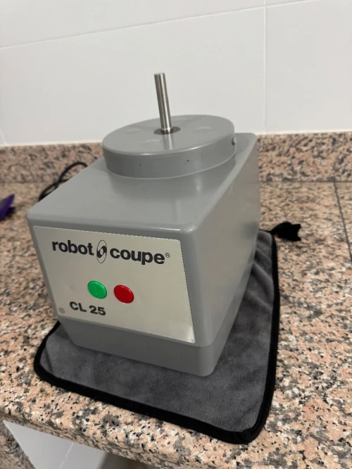 Robot coupe cl25 professionnel 