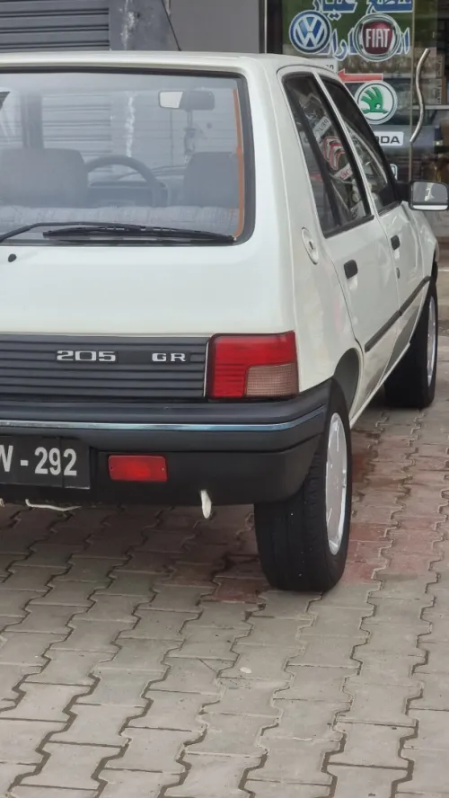 Peugeot 205 1992 Gr