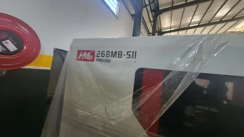 MACHINE INJECTION PLASTIQUE