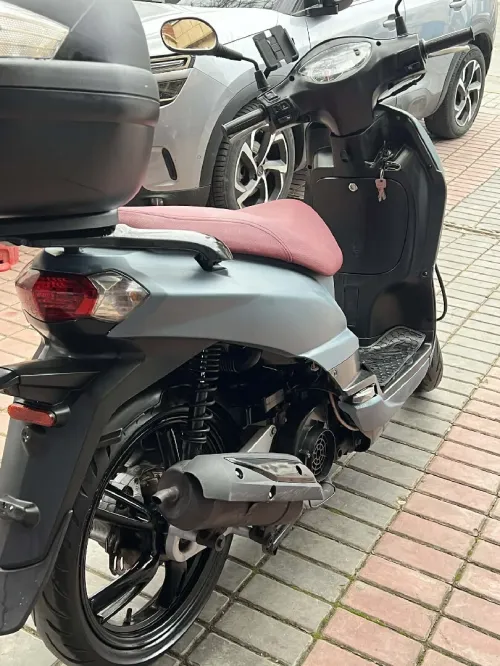 Peugeot Tweet 2015