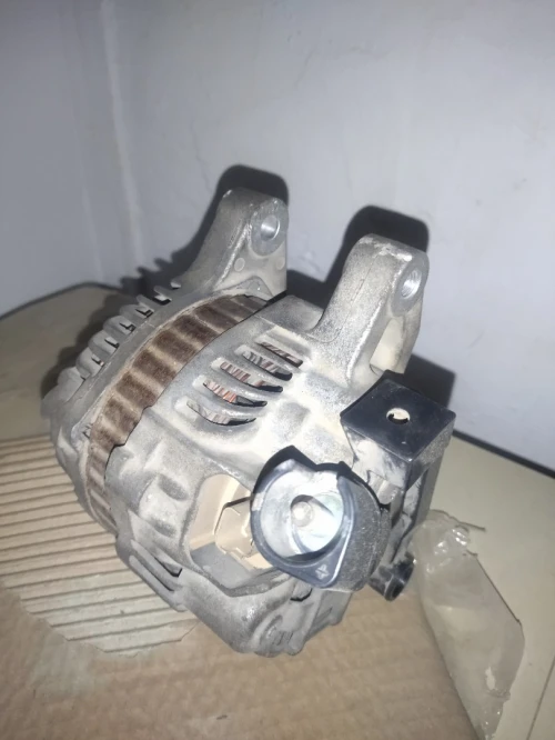 Alternateur 1.4 ess 75 chv