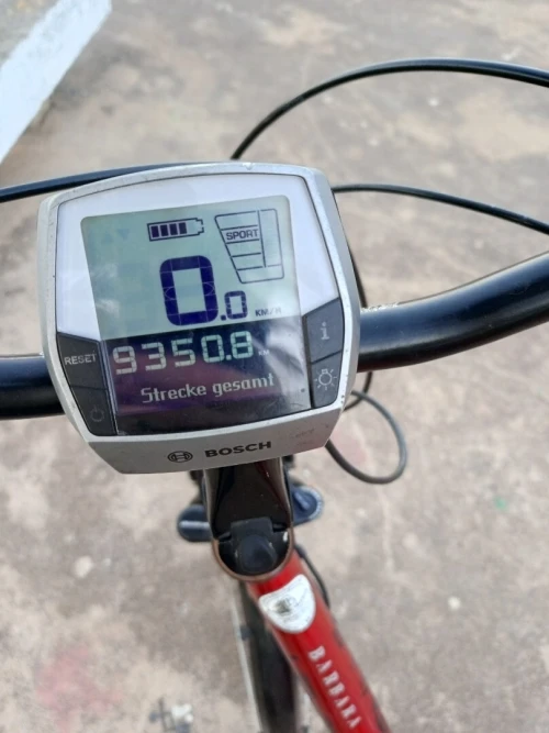 Vélo ville électrique avec chargeur marche bien tél
