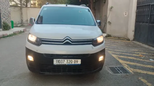 Citroen Berlingo 2020 Tolé niveau 2