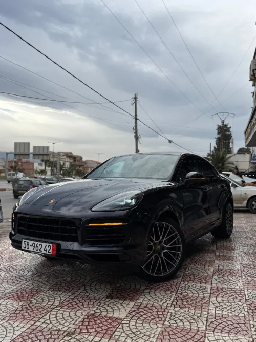 Porsche Cayenne 2022 Cayenne copper