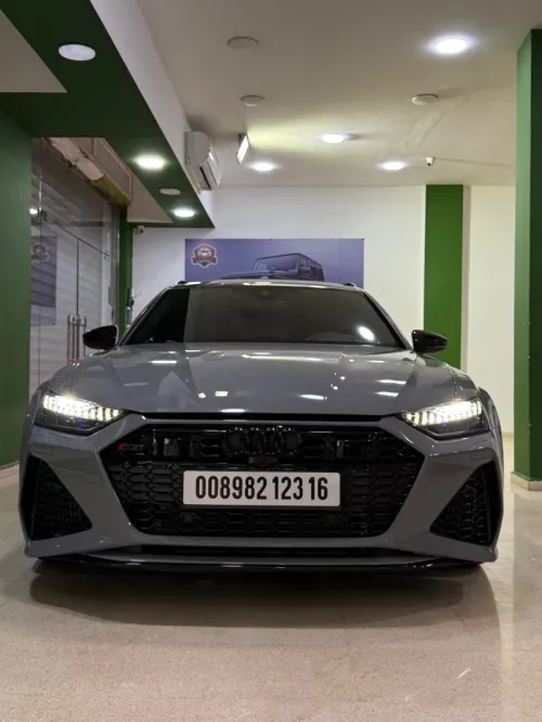Audi RS6 Avante  2023 Quattro S tronic