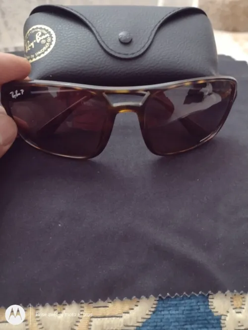 des lunettes soleil original 