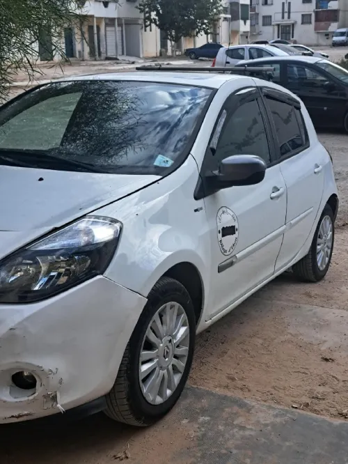 Renault Clio 3 2012 Night and Day