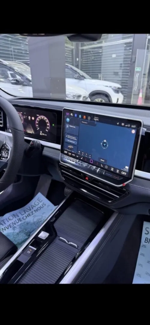 Volkswagen Passat 2025 Pro