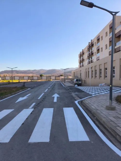 signalisation routières - إشارات المرور وعلامات الطريق 