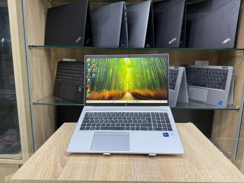 LAPTOP HP ELITEBOOK 850 G8 |i7 11eme |RAM 16Go |SSD 512Go | Écran 15,6 FHD