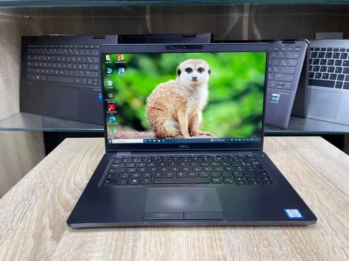 DELL LATITUDE 5300 | i5 8eme | RAM 8 Go | SSD 256 Go | Écran 13,3 FHD Tactile | Clavier Lum 