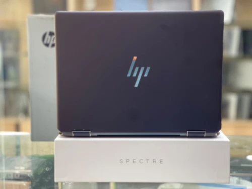 HP SPECTRE x360 | i7 12eme | RAM 16 Go | SSD 1 TB | Ecran 14 FHD TACTILE convertible | sous emb
