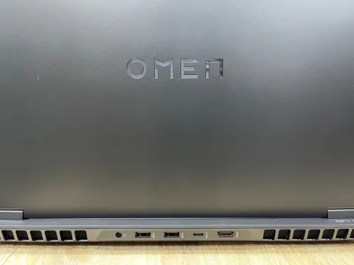 HP OMEN 17 | Ryzen 7 8845HS | RAM 16Go | SSD 1TB | Écran 17,3 FHD 144hz | RTX 4060 (8Go) | jdid 