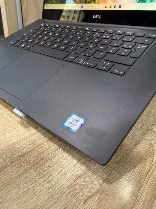 DELL PRECISION 5530 |i7 8850H |RAM 32Go |SSD 512Go |Écran 15,6 4K Tactile |Nvidia Quadro P1000 4Go 