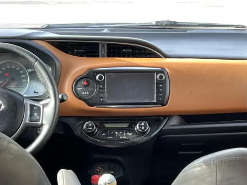 Toyota Yaris 2015 Touch