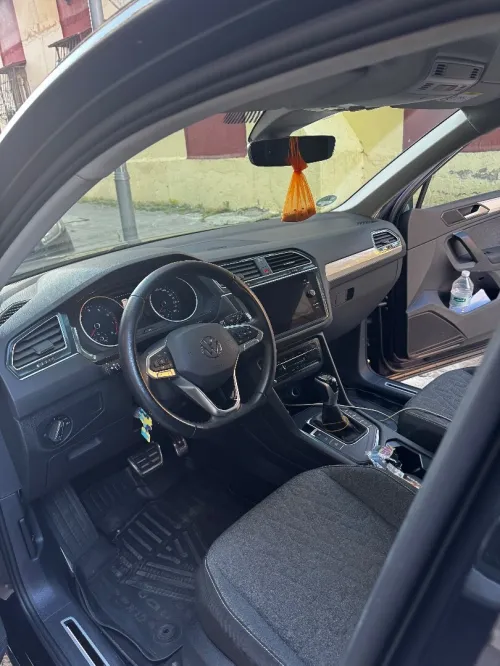 Volkswagen Tiguan 2023 move