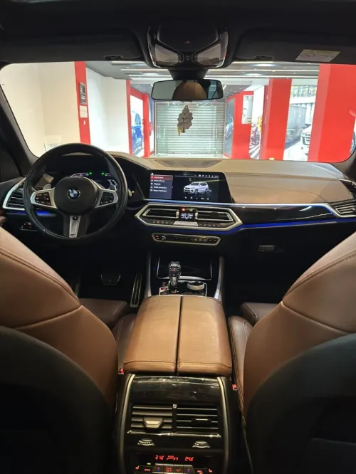 location de voiture BMW X5 2023