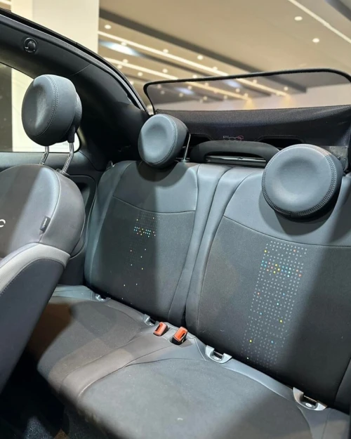 location de voiture  FIAT 500 CABRIOLET