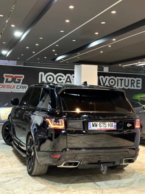 Location Range Rover p300