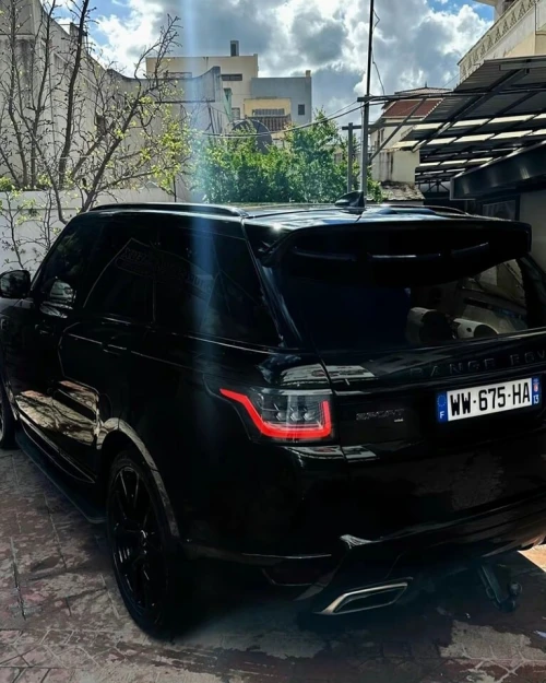 location de voiture luxe RANGE ROVER P300 SVR