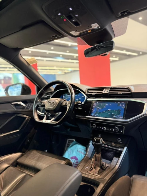 location de voiture AUDI Q3 2023 FULL