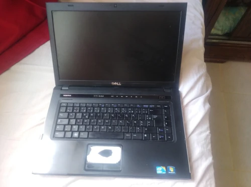 Dell vosto 3500 Intel Core i3
