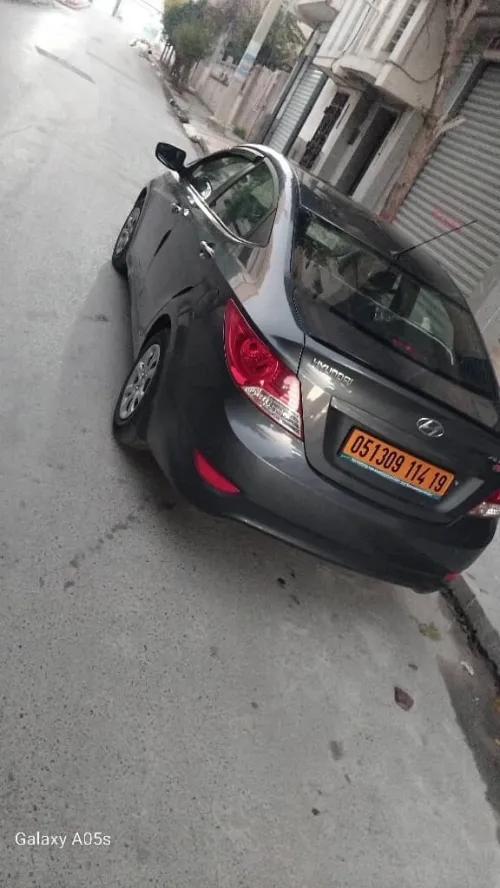 Hyundai Accent RB  5 portes 2014 