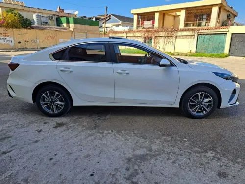 Kia K3 2025 Premium full option