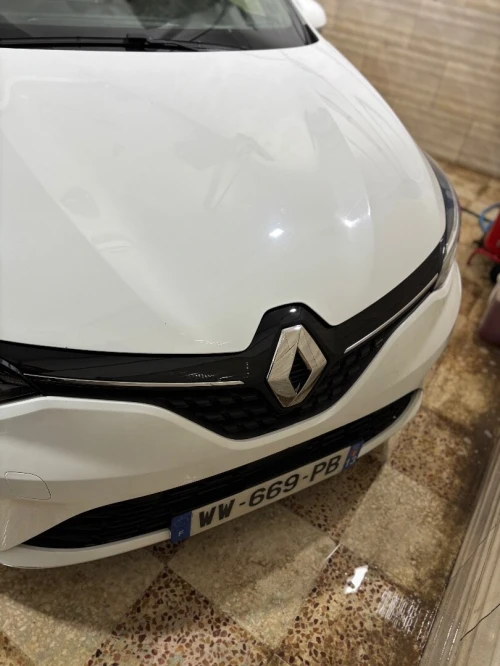 Renault Clio 5 e-tech 2022 Je vends une Clio5 hybride, 140 chevaux