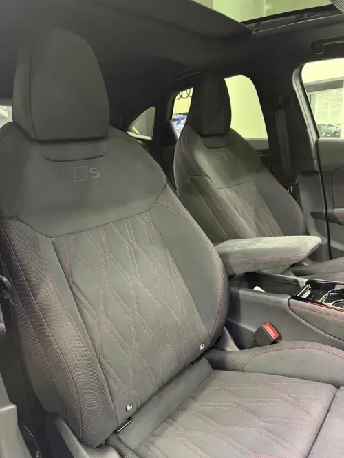 Audi Q3 2026 S LINE