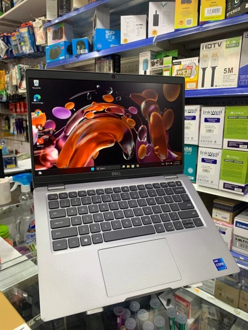 Dell latitude 5320 - i7 1185G7 - 16/512GB - bon etat