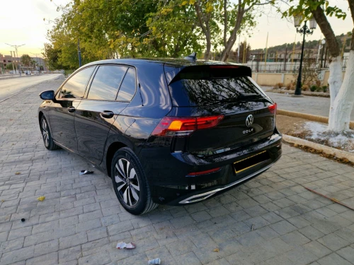 Volkswagen Golf 8 2023 Move