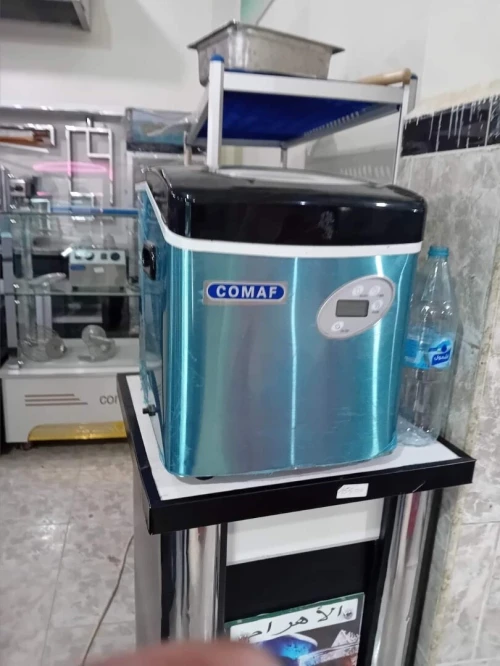Pondeuse à glaçons comaf