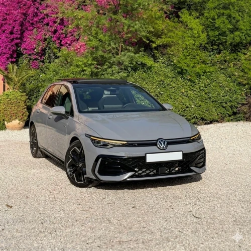 Volkswagen Golf 8 2025 R-Line