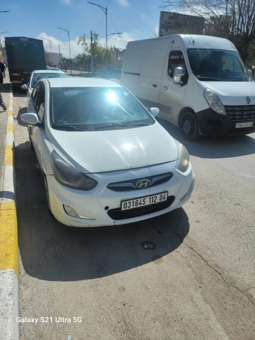 Hyundai Accent 2012 RB