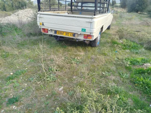 Peugeot 504 1983 504
