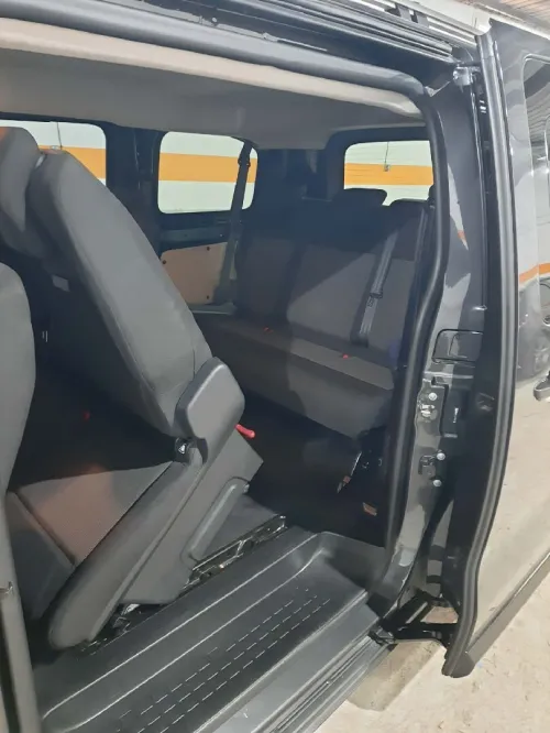 Peugeot Expert 2025 Combi
