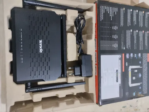 Carte graphique , pc hp g72 afficheur cassé sans clavier sans batterie, demo wifi , console de jeux