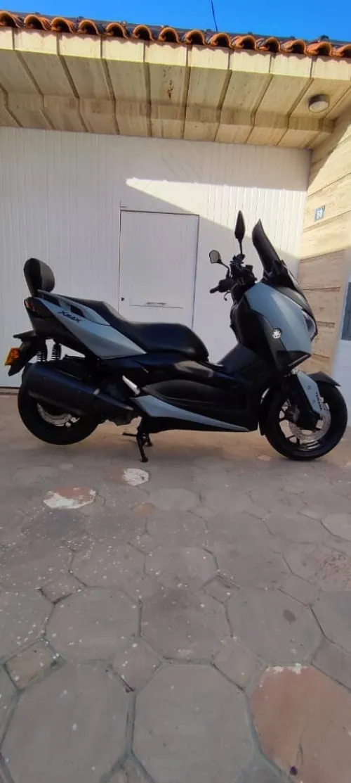 YAMAHA X MAX 2017