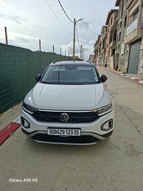 Volkswagen T-Roc 2023 Move