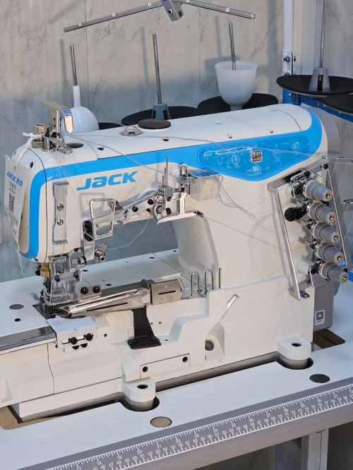 Machine a collerette ourleuse jack w4 كولورات جاك