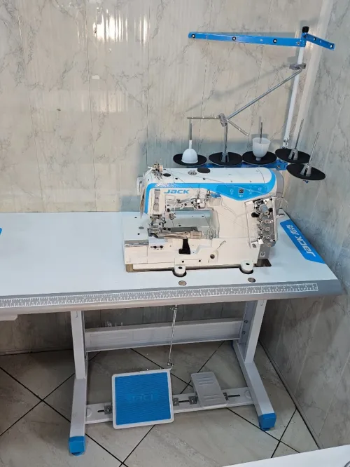 Machine a collerette ourleuse jack w4 كولورات جاك