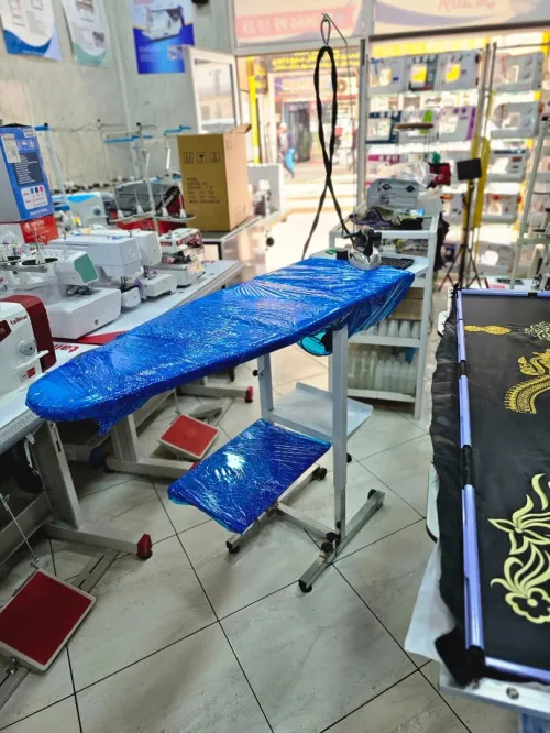 Table de repassage aspirante avec centrale a vapeur intégré طاولة حدادة مع شوديار