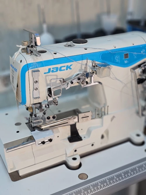 Machine a collerette ourleuse jack w4 كولورات جاك