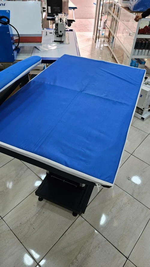 Table de repassage aspirante et chauffante carré طاولة حدادة مستطيلة