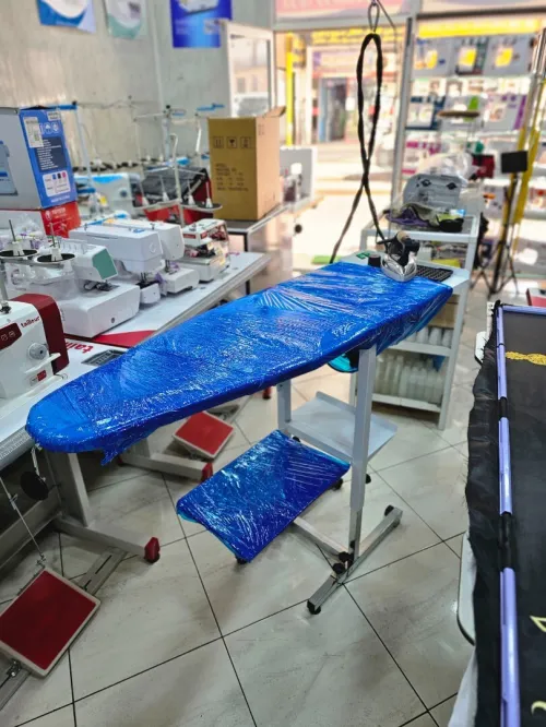 Table de repassage aspirante avec centrale a vapeur intégré طاولة حدادة مع شوديار