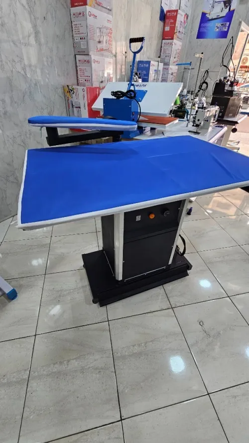 Table de repassage aspirante et chauffante carré طاولة حدادة مستطيلة