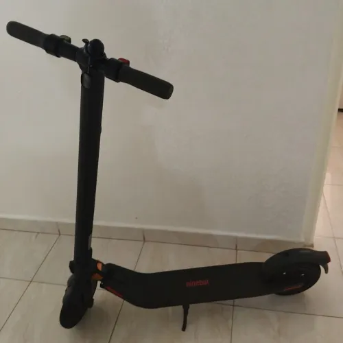 trottinette électrique Ninebot E22E